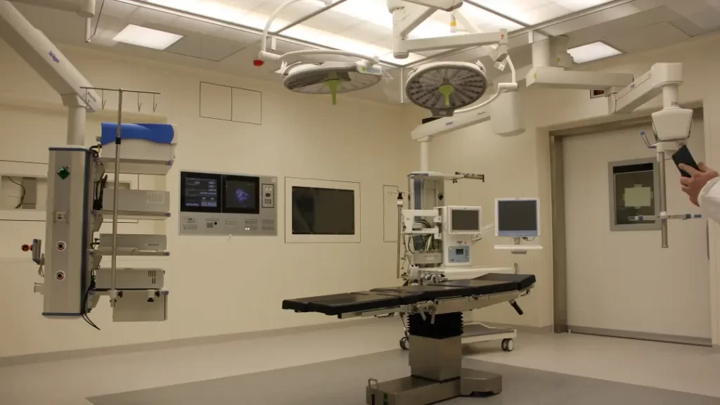 top 10 hospitals in India